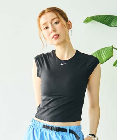 【2026年新作】ナイキ  エフォートレススイムトップ【NIKE】