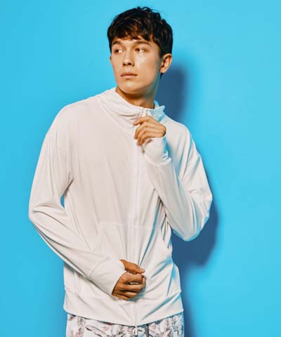 【UPF50＋】　ユニセックス　ラッシュパーカー　S・M・L　【San-ai Resort（サンアイリゾート）】