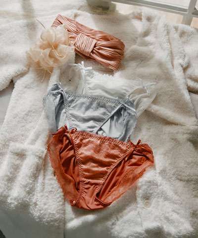 【northerly bra フィットシリーズ 楽盛りフィット】 ストレッチレース ノンワイヤースリットレーシーノーマルショーツ単品 M/L【northerly】